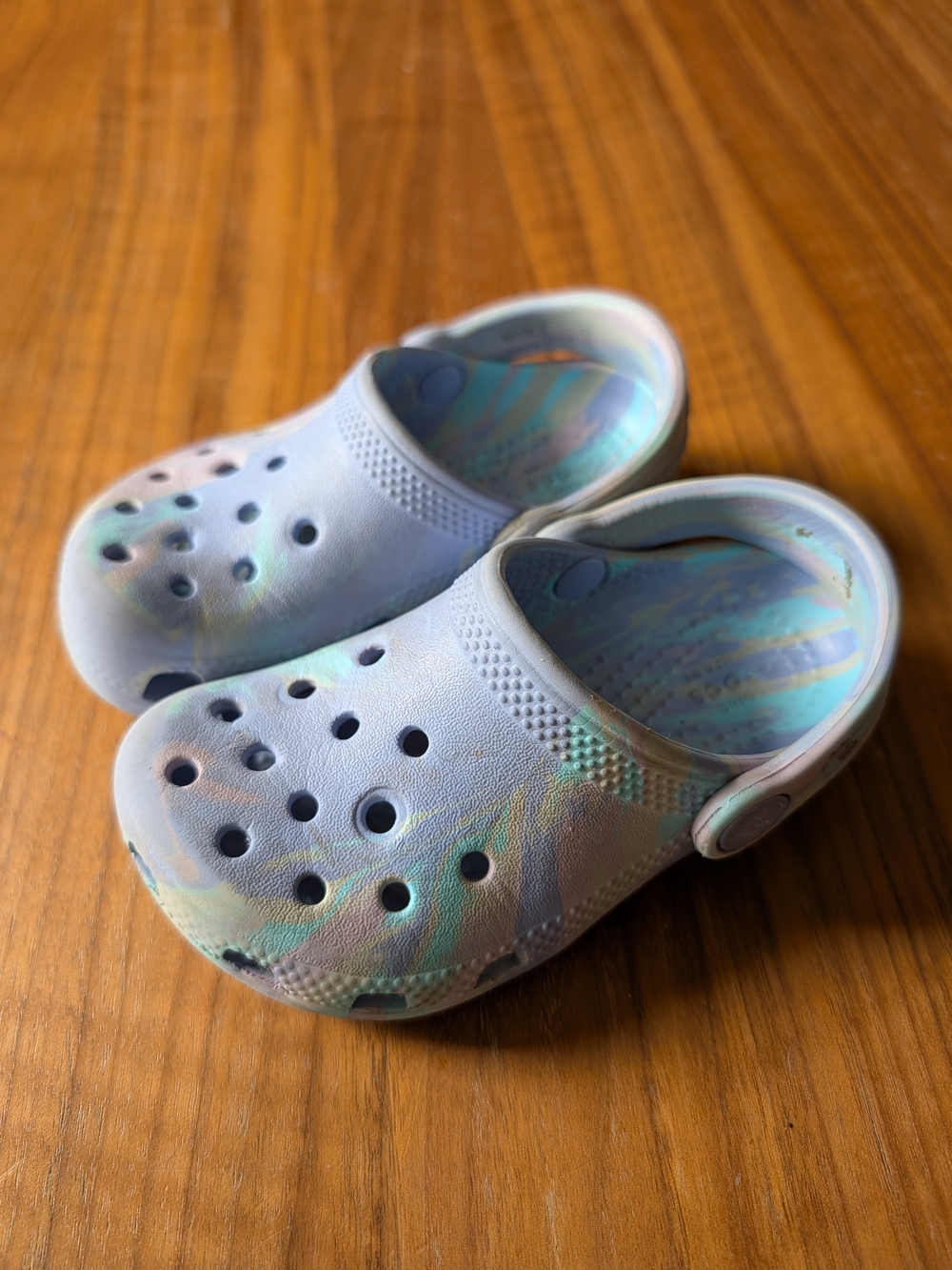 Crocs Classic Clog White & Marbled Purple Size 8